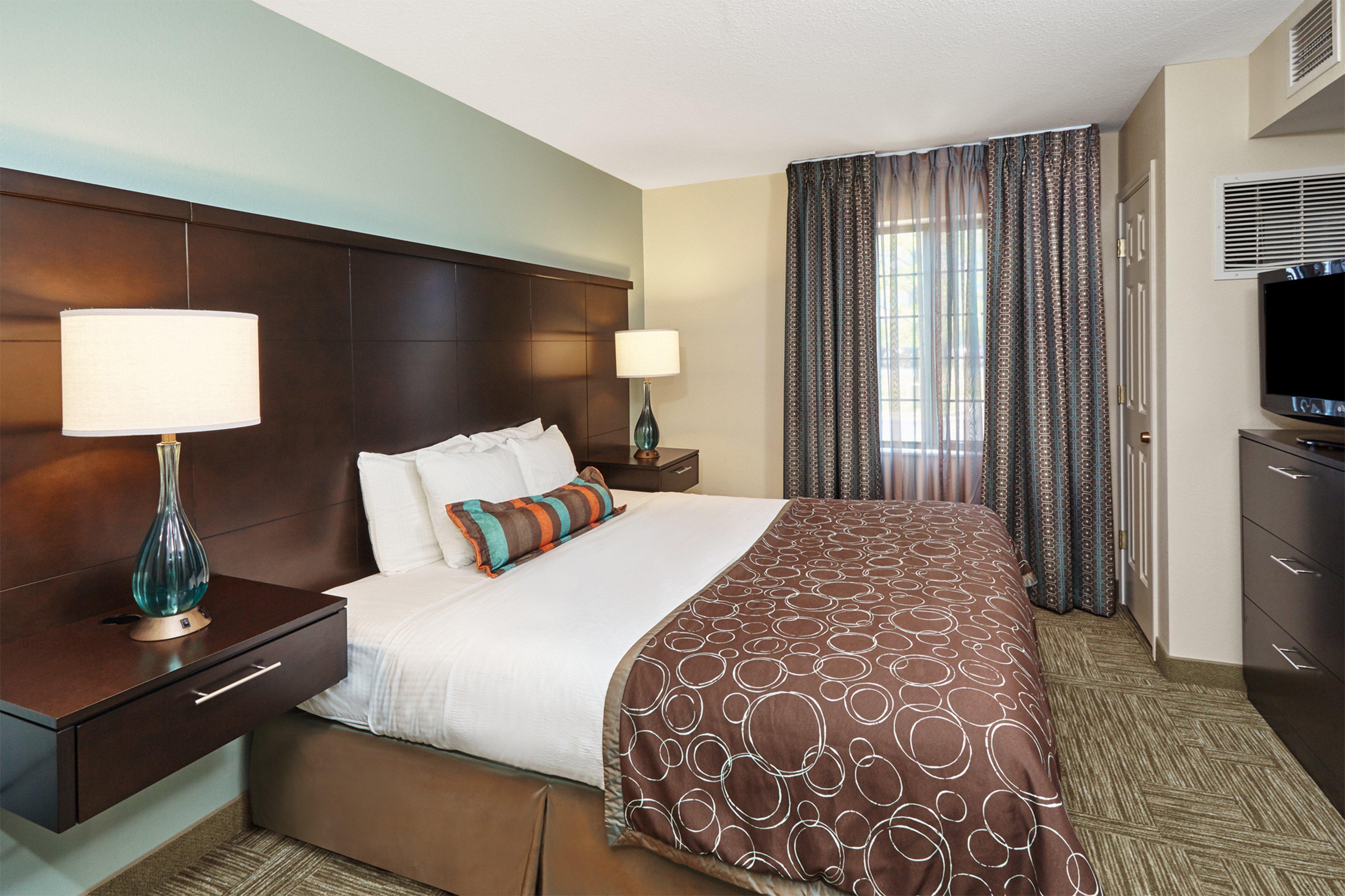 Staybridge Suites Lincolnshire By Ihg Екстериор снимка