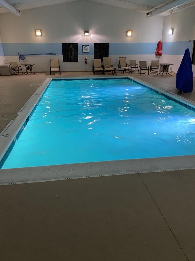 Staybridge Suites Lincolnshire By Ihg Екстериор снимка