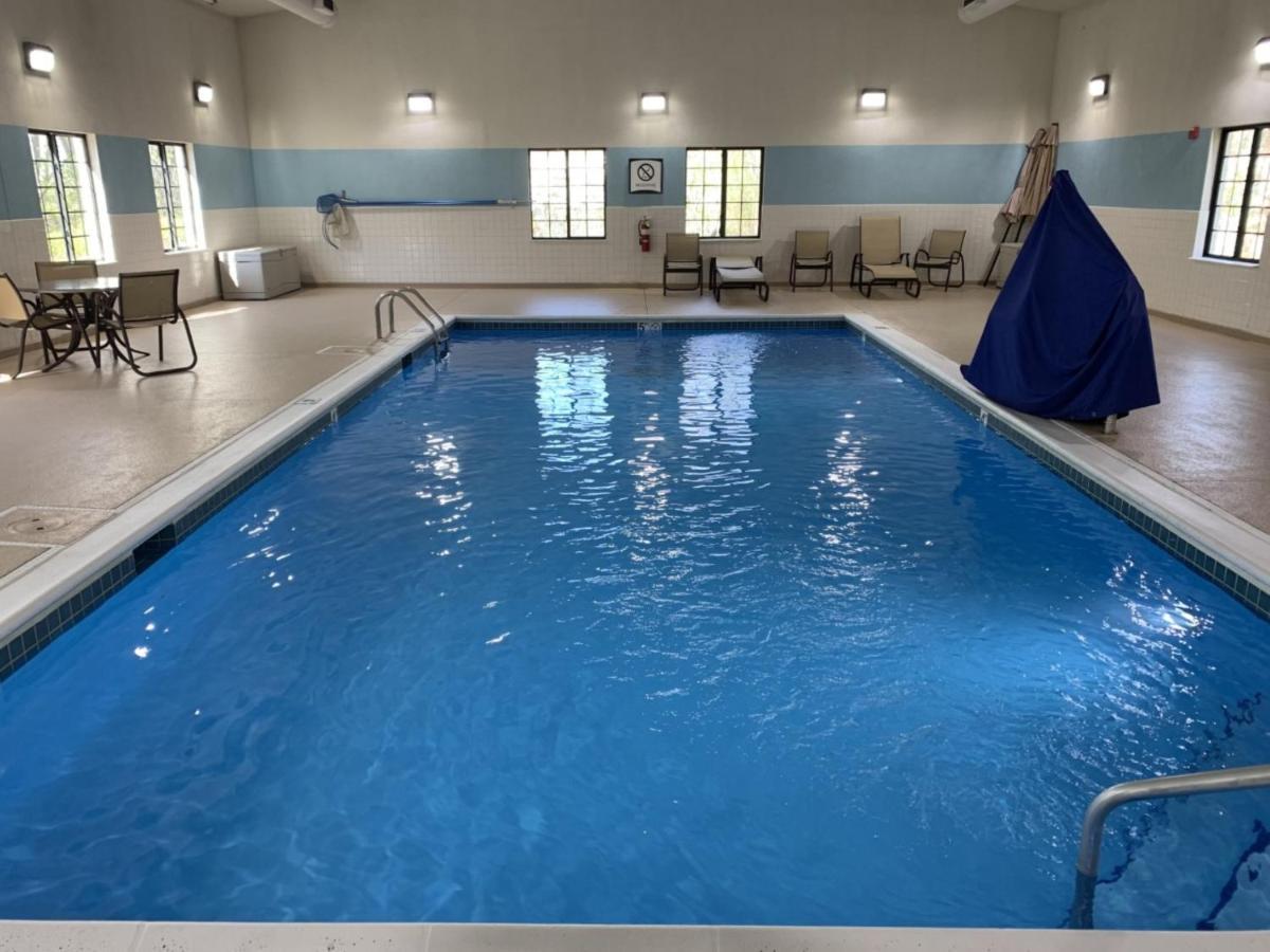 Staybridge Suites Lincolnshire By Ihg Екстериор снимка