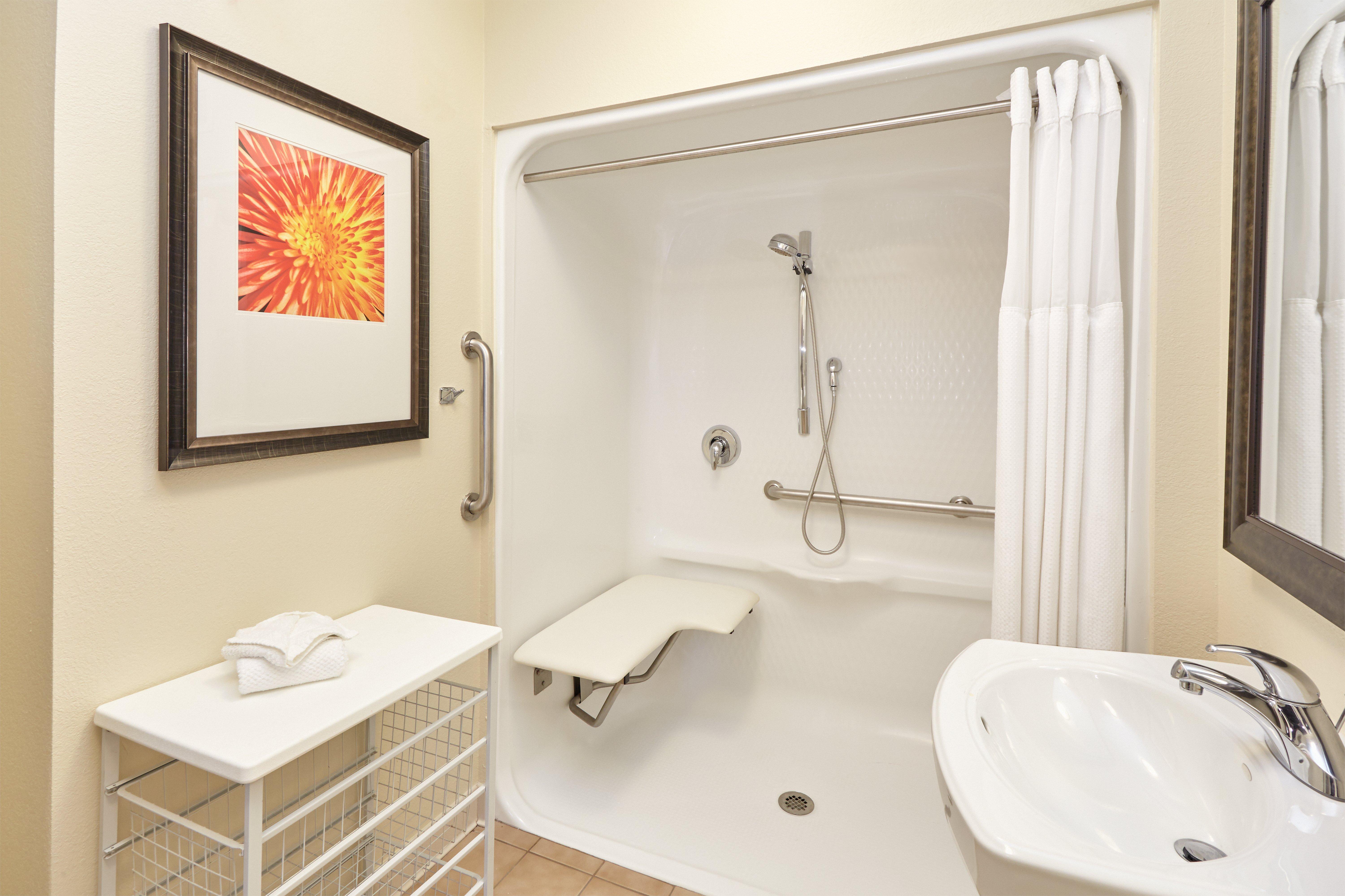 Staybridge Suites Lincolnshire By Ihg Екстериор снимка