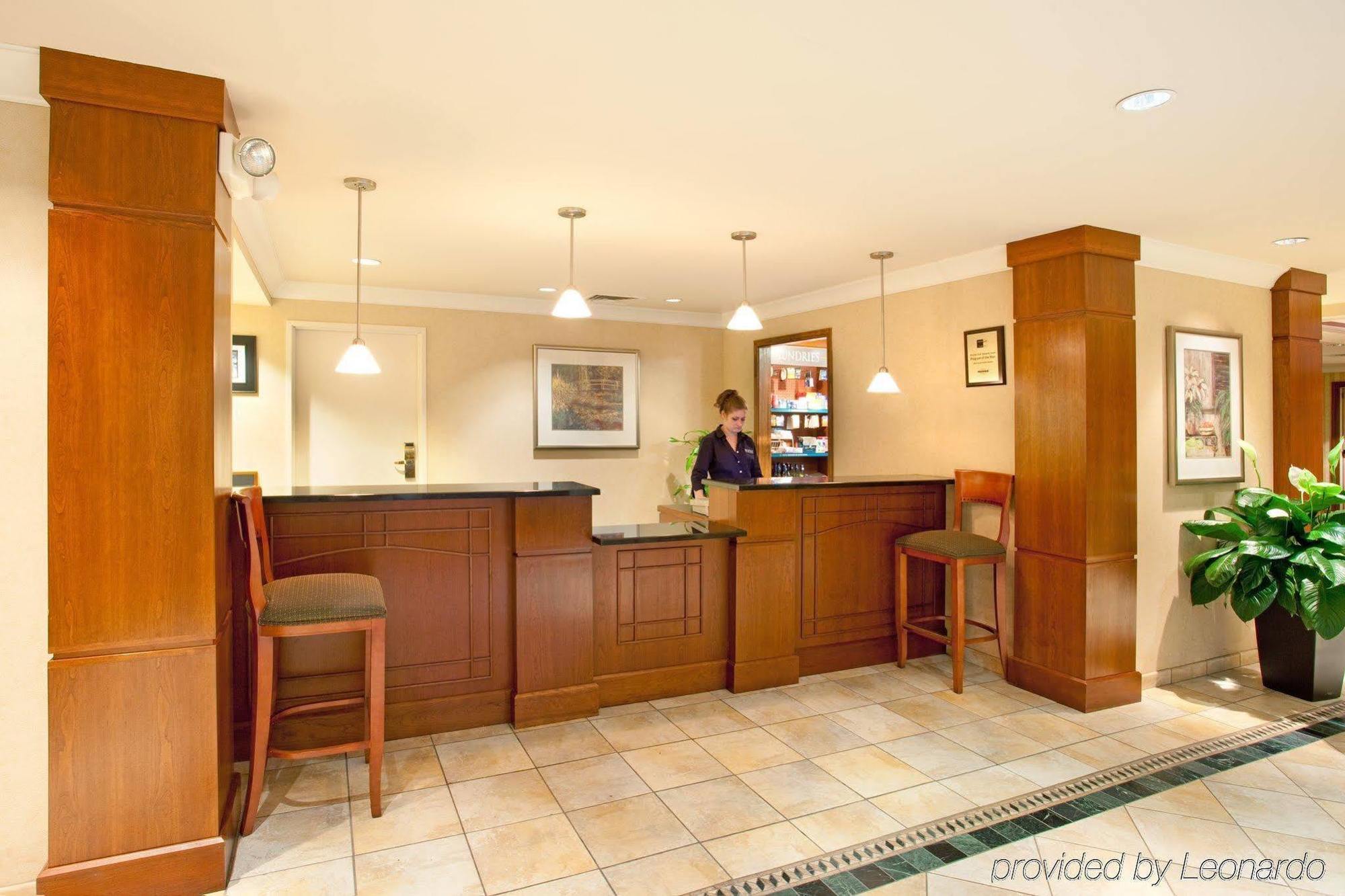 Staybridge Suites Lincolnshire By Ihg Екстериор снимка